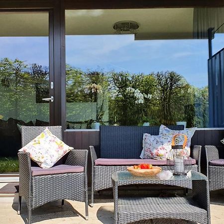 Black Forest Bergliebe Pool Terrasse Natur Ruhe Komfort Hoechenschwand Exterior photo
